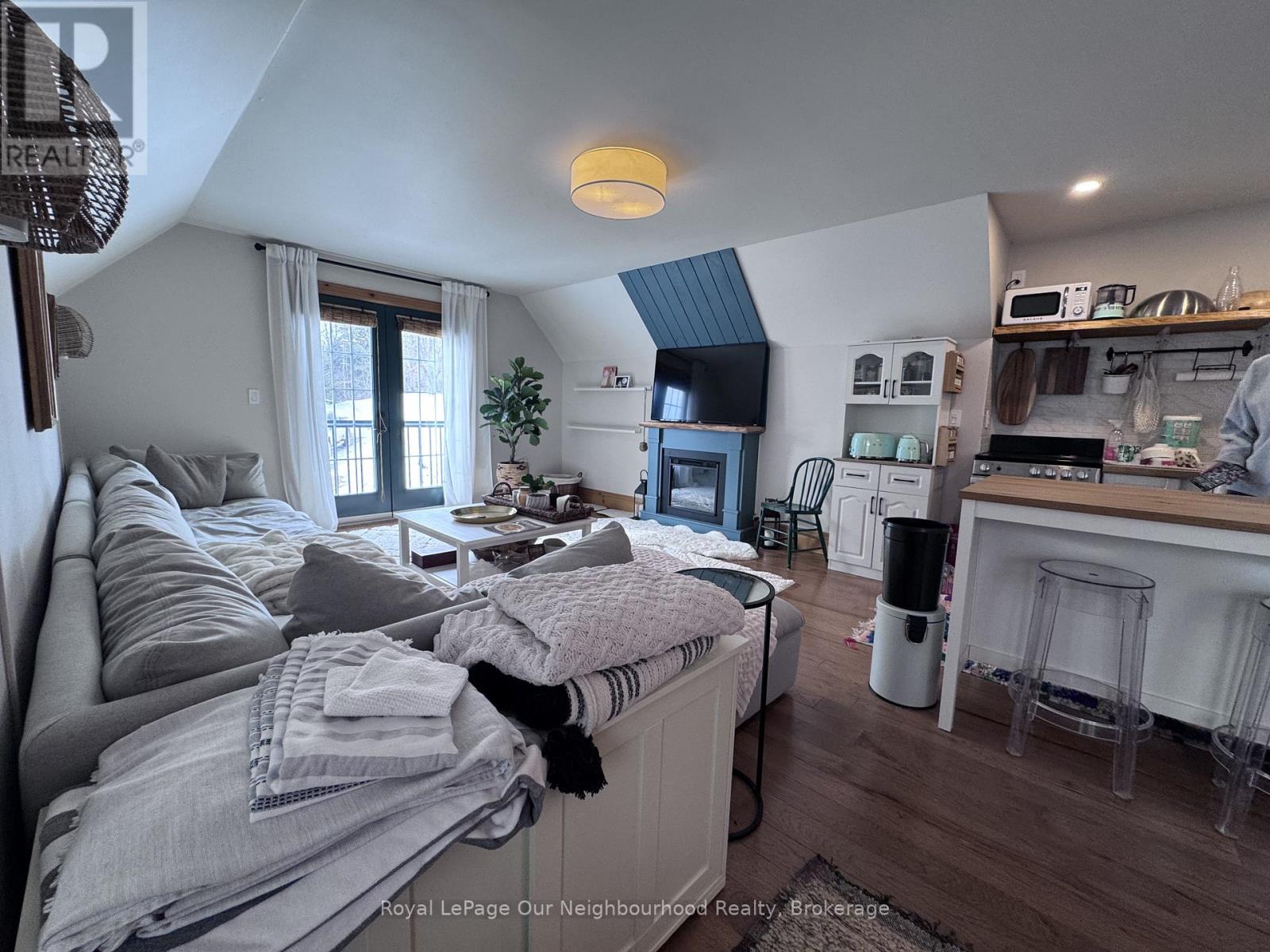 1479 Cameron Line, Asphodel-Norwood, Ontario  K0L 1Y0 - Photo 3 - X12997750