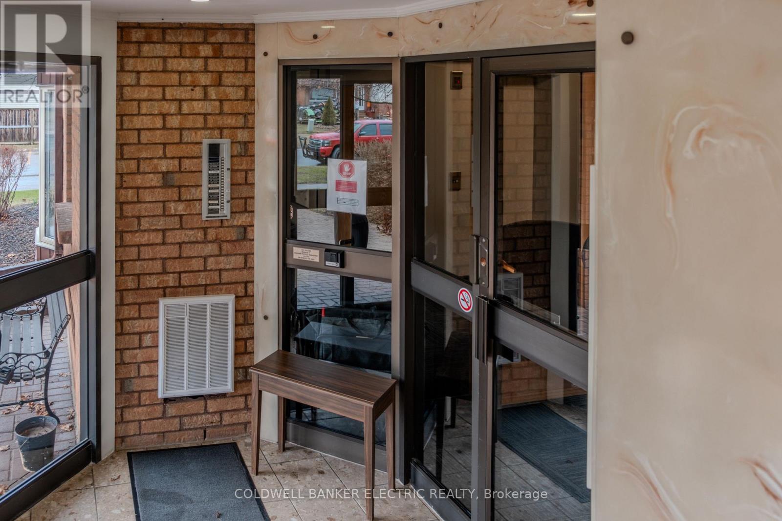 105 - 2185 Walker Avenue N, Peterborough (Ashburnham Ward 4), Ontario  K9L 1T6 - Photo 3 - X12998906