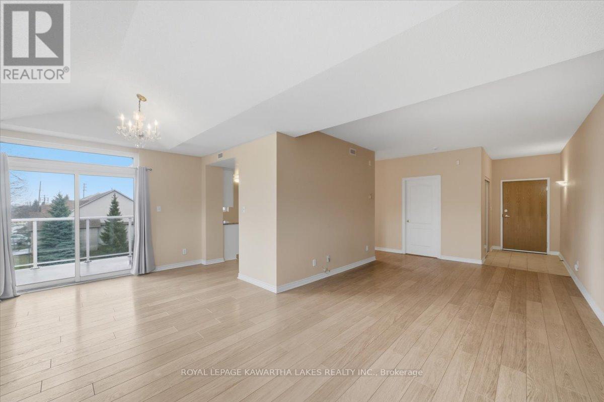 404 - 51 Rivermill Boulevard, Kawartha Lakes (Lindsay), Ontario  K9V 6E8 - Photo 8 - X12999542