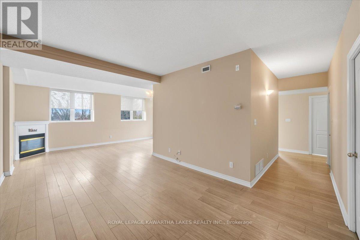 404 - 51 Rivermill Boulevard, Kawartha Lakes (Lindsay), Ontario  K9V 6E8 - Photo 9 - X12999542