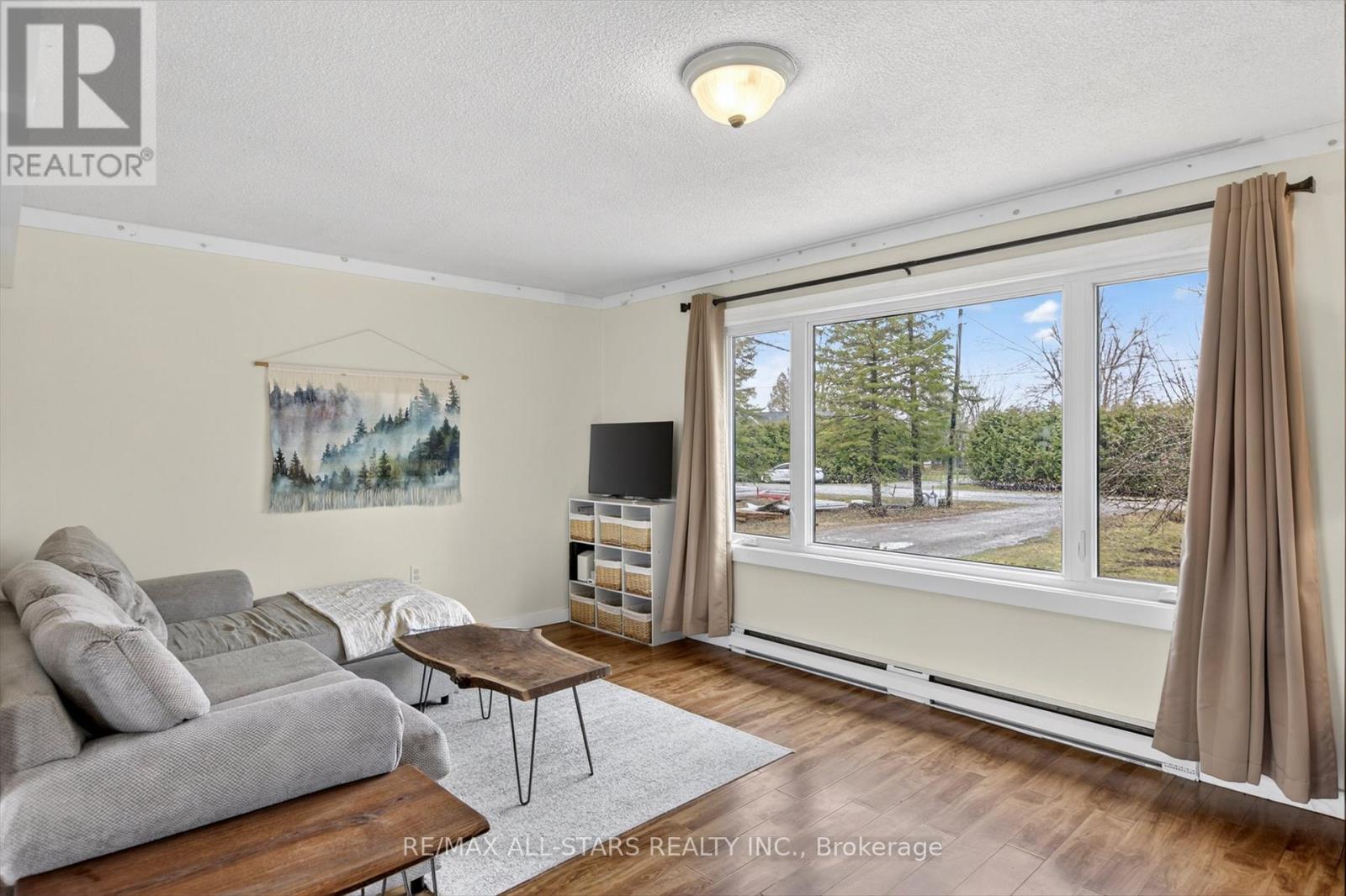 17 Hawke Drive, Kawartha Lakes (Emily), Ontario  K0L 2W0 - Photo 5 - X12999750