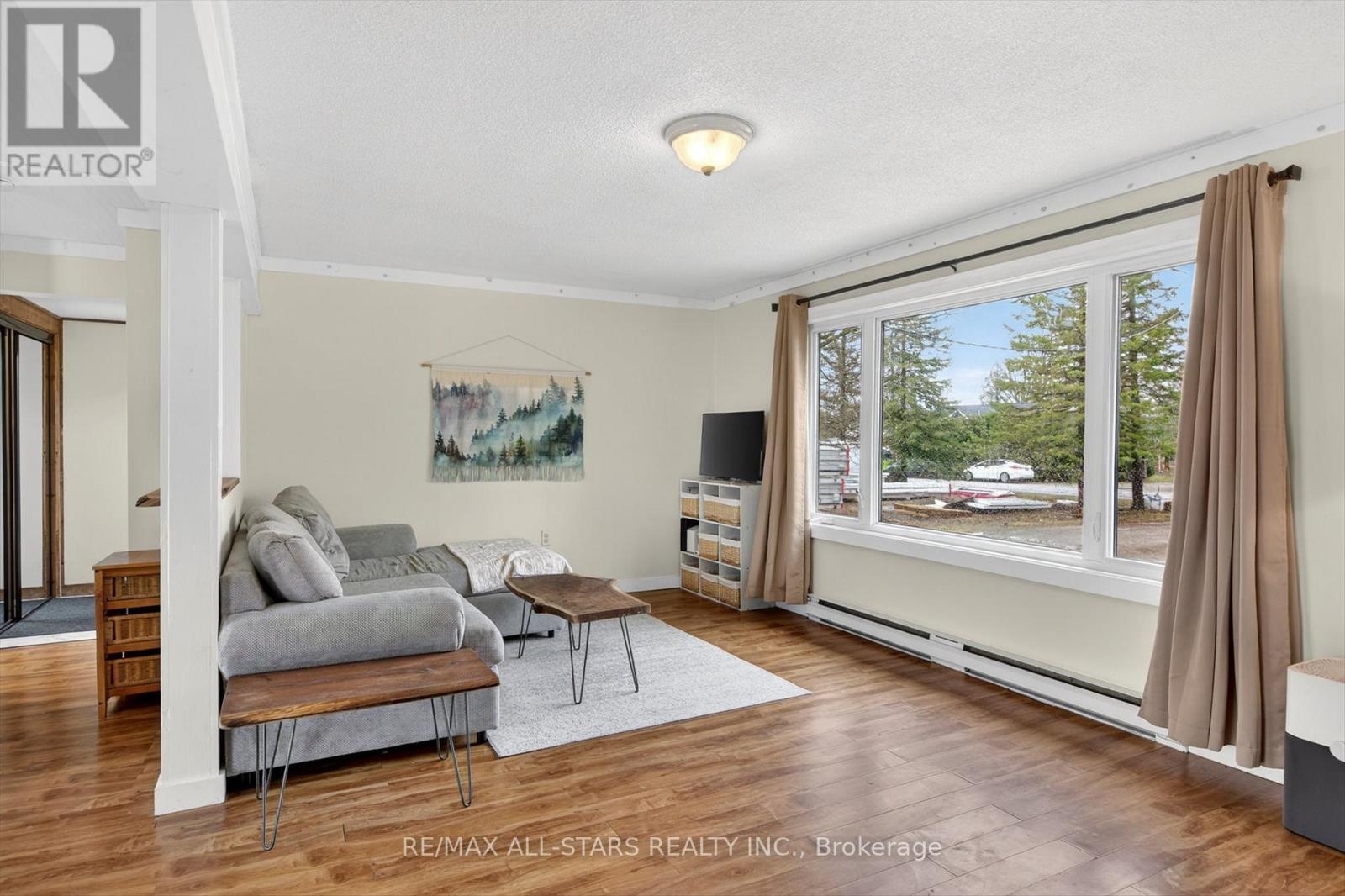 17 Hawke Drive, Kawartha Lakes (Emily), Ontario  K0L 2W0 - Photo 7 - X12999750