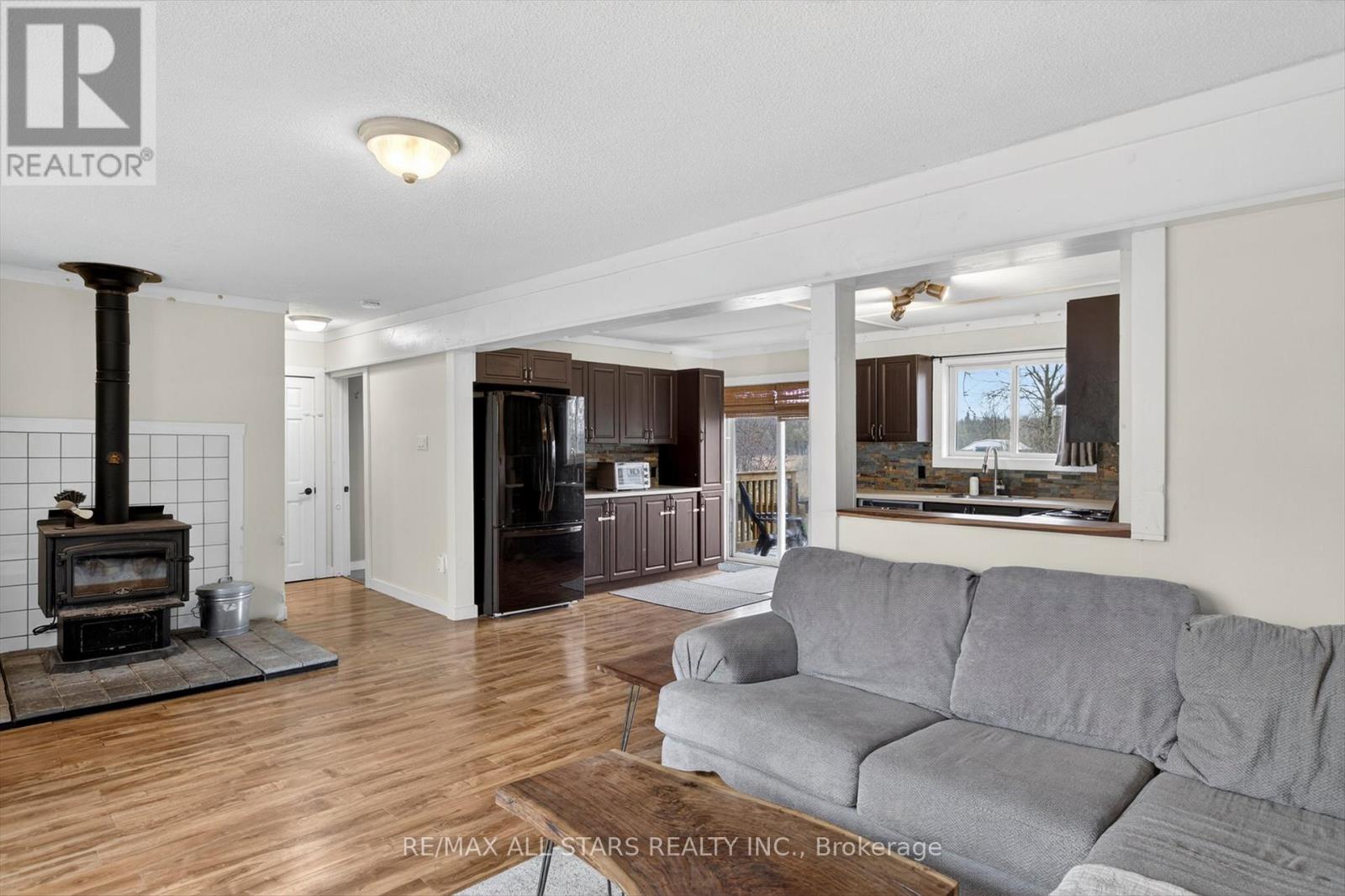 17 Hawke Drive, Kawartha Lakes (Emily), Ontario  K0L 2W0 - Photo 8 - X12999750