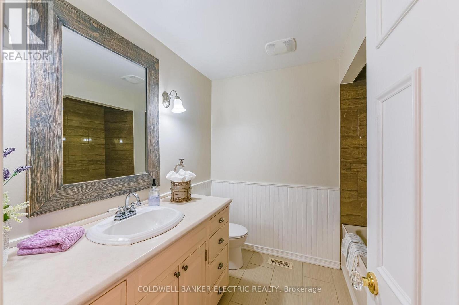 544 County 8 Road, Douro-Dummer, Ontario  K0L 2H0 - Photo 34 - X13000036