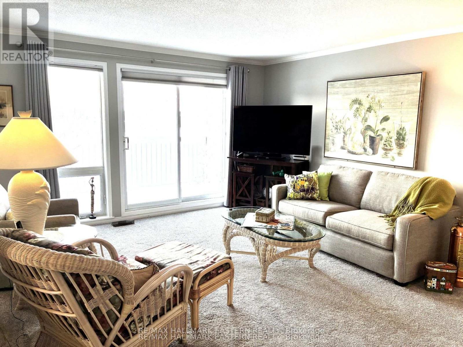 304c - 1099 Clonsilla Avenue S, Peterborough (Otonabee Ward 1), Ontario  K9J 8L8 - Photo 7 - X13000334