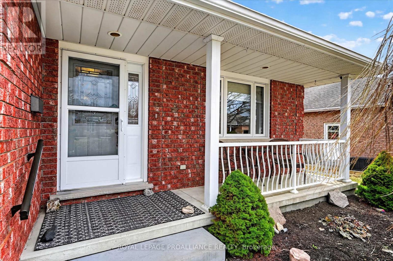 1426 Glenforest Crescent, Peterborough (Monaghan Ward 2), Ontario  K9K 2J1 - Photo 2 - X13000980