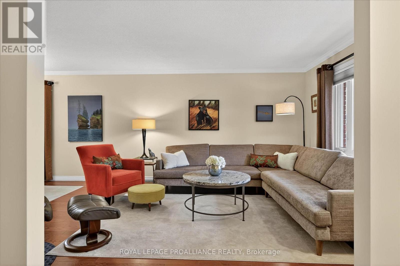 1426 Glenforest Crescent, Peterborough (Monaghan Ward 2), Ontario  K9K 2J1 - Photo 4 - X13000980