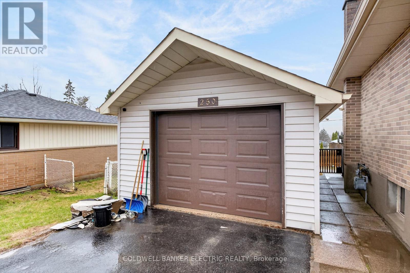 250 Collison Crescent, Peterborough (Ashburnham Ward 4), Ontario  K9J 1A8 - Photo 43 - X13001214