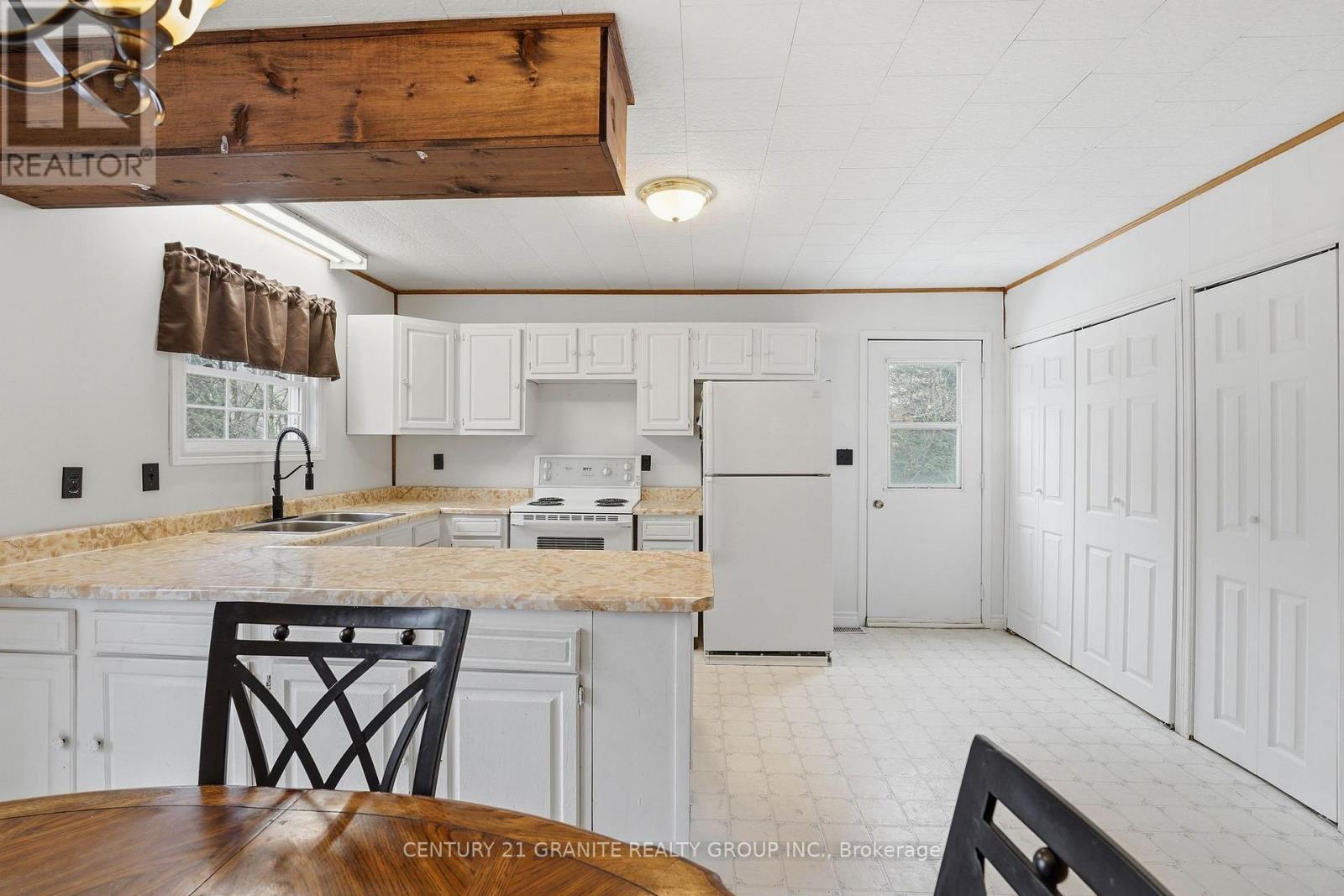 301 Hybla Road, Hastings Highlands (Monteagle Ward), Ontario  K0L 1C0 - Photo 14 - X13001236