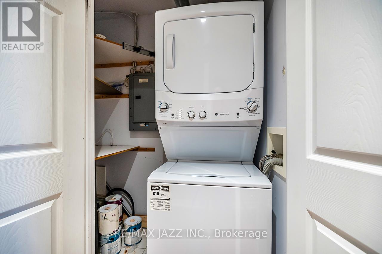 102 - 375 Lakebreeze Drive, Clarington (Newcastle), Ontario  L1B 0A3 - Photo 18 - E13001632