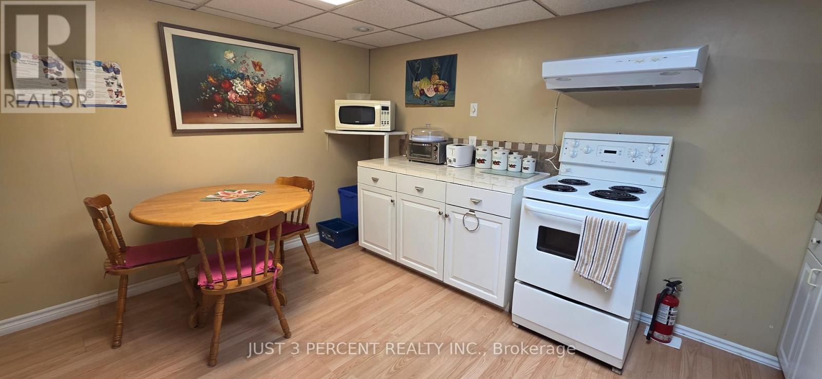 744 Crawford Place, Peterborough (Otonabee Ward 1), Ontario  K9J 3X3 - Photo 29 - X13001620