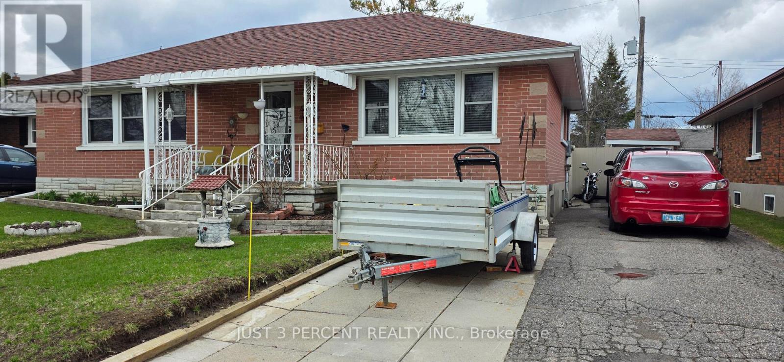 744 Crawford Place, Peterborough (Otonabee Ward 1), Ontario  K9J 3X3 - Photo 3 - X13001620