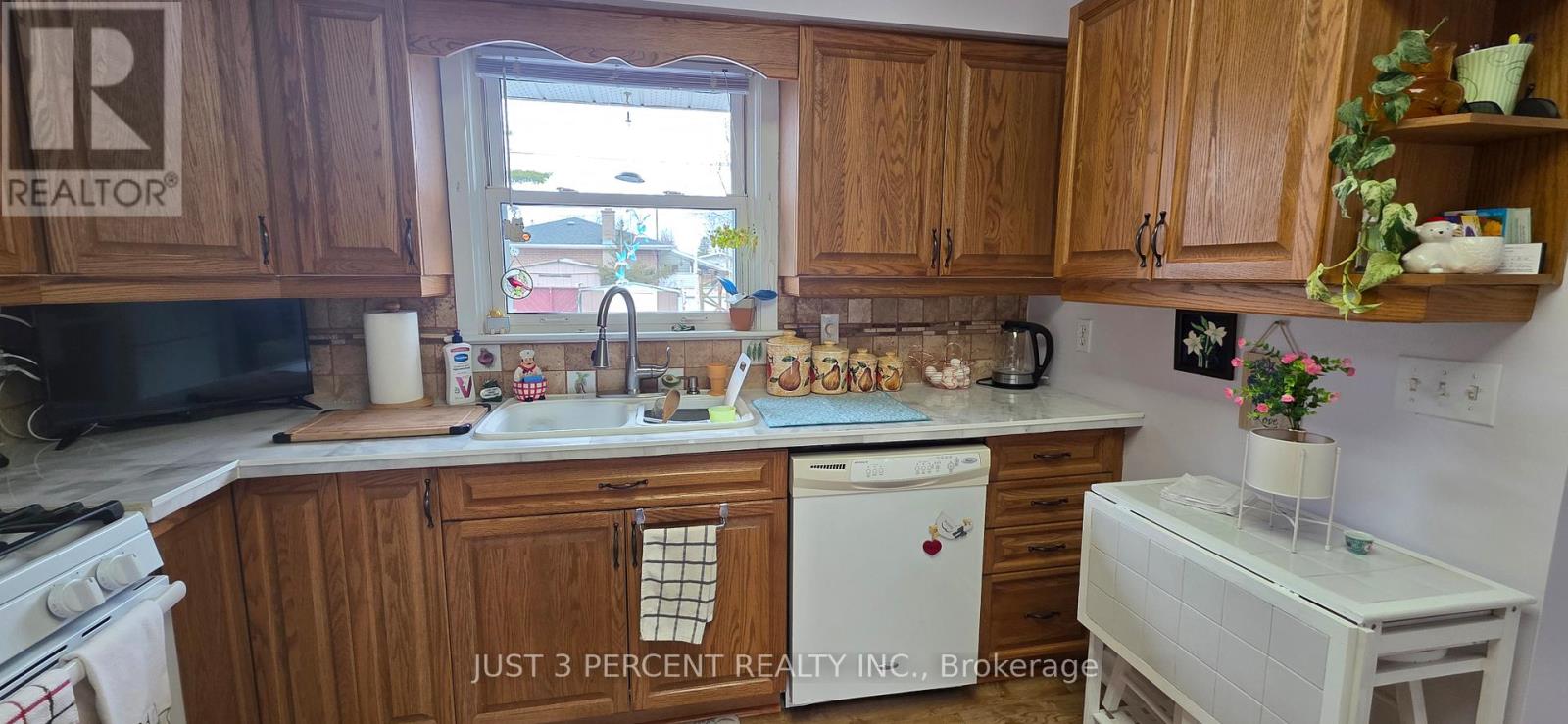 744 Crawford Place, Peterborough (Otonabee Ward 1), Ontario  K9J 3X3 - Photo 9 - X13001620