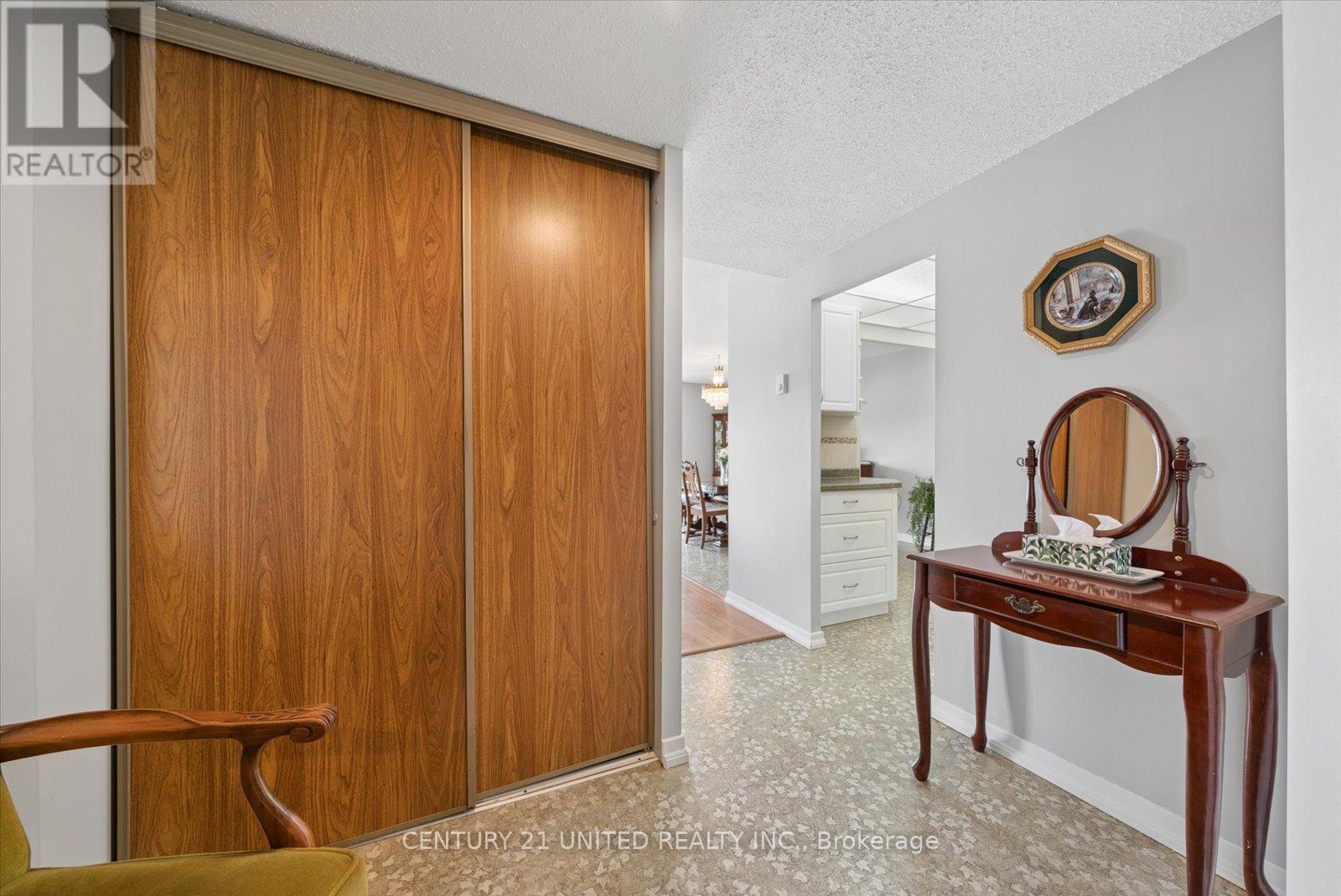 504 - 885 Clonsilla Avenue, Peterborough (Otonabee Ward 1), Ontario  K9J 5Y2 - Photo 8 - X13002894