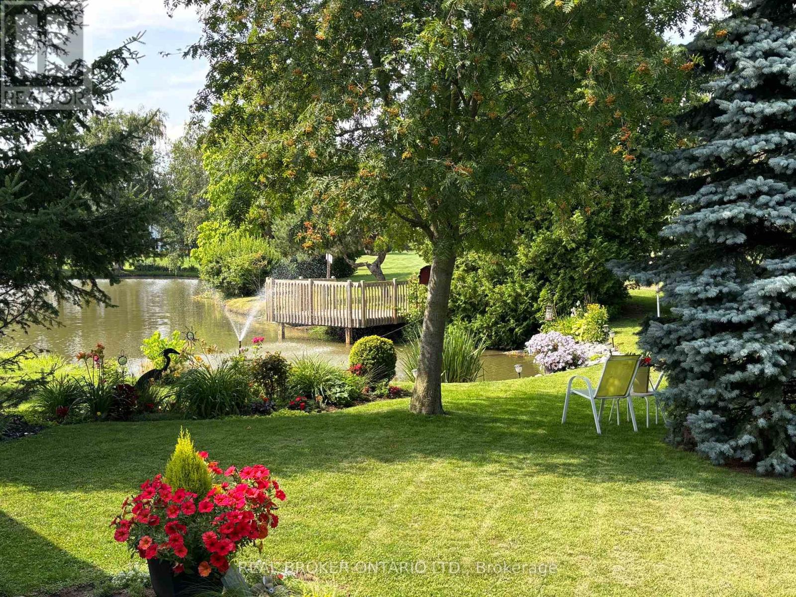 90 The Cove Road, Clarington (Bowmanville), Ontario  L1B 1B5 - Photo 29 - E13003268