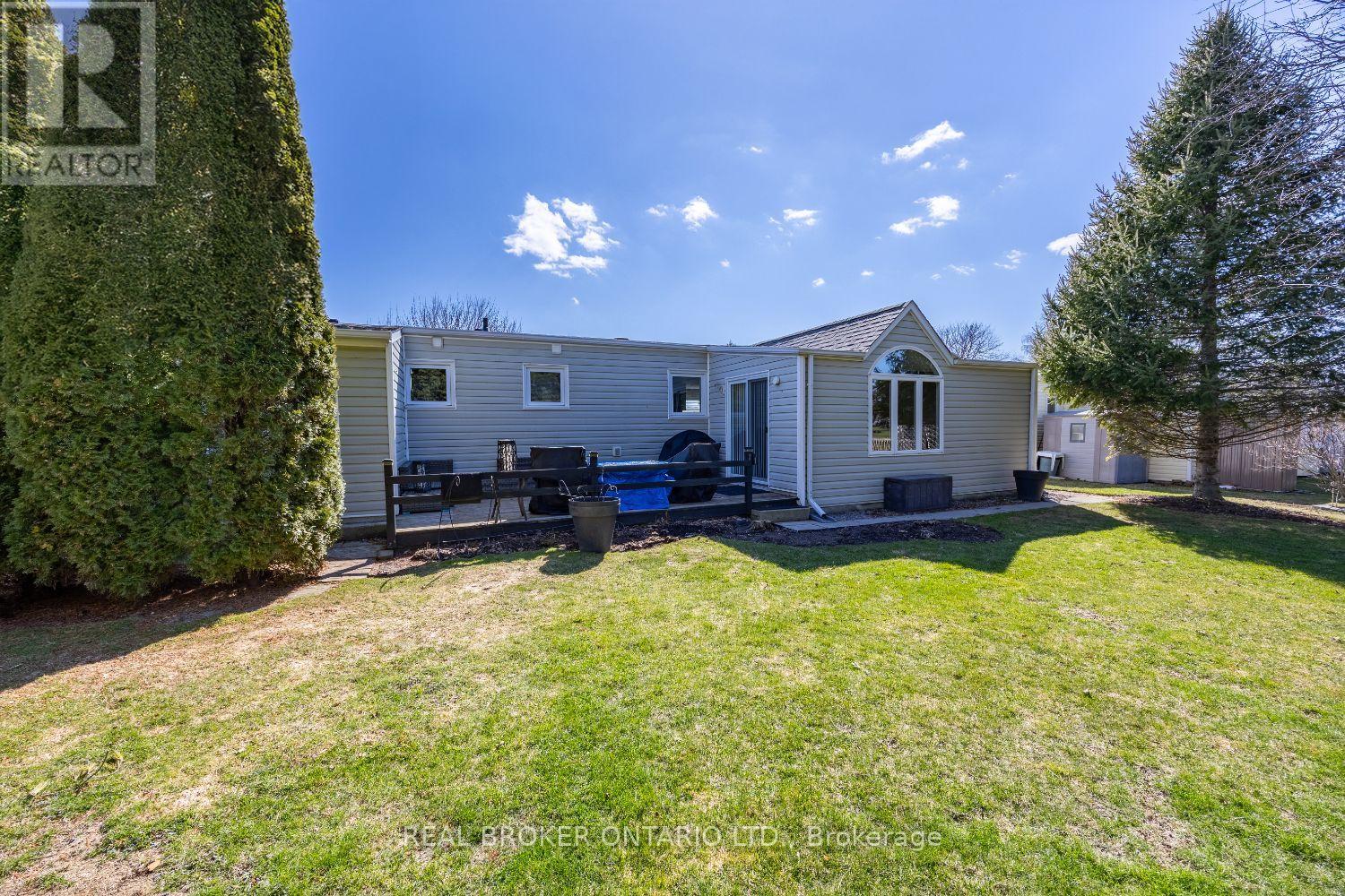 90 The Cove Road, Clarington (Bowmanville), Ontario  L1B 1B5 - Photo 33 - E13003268