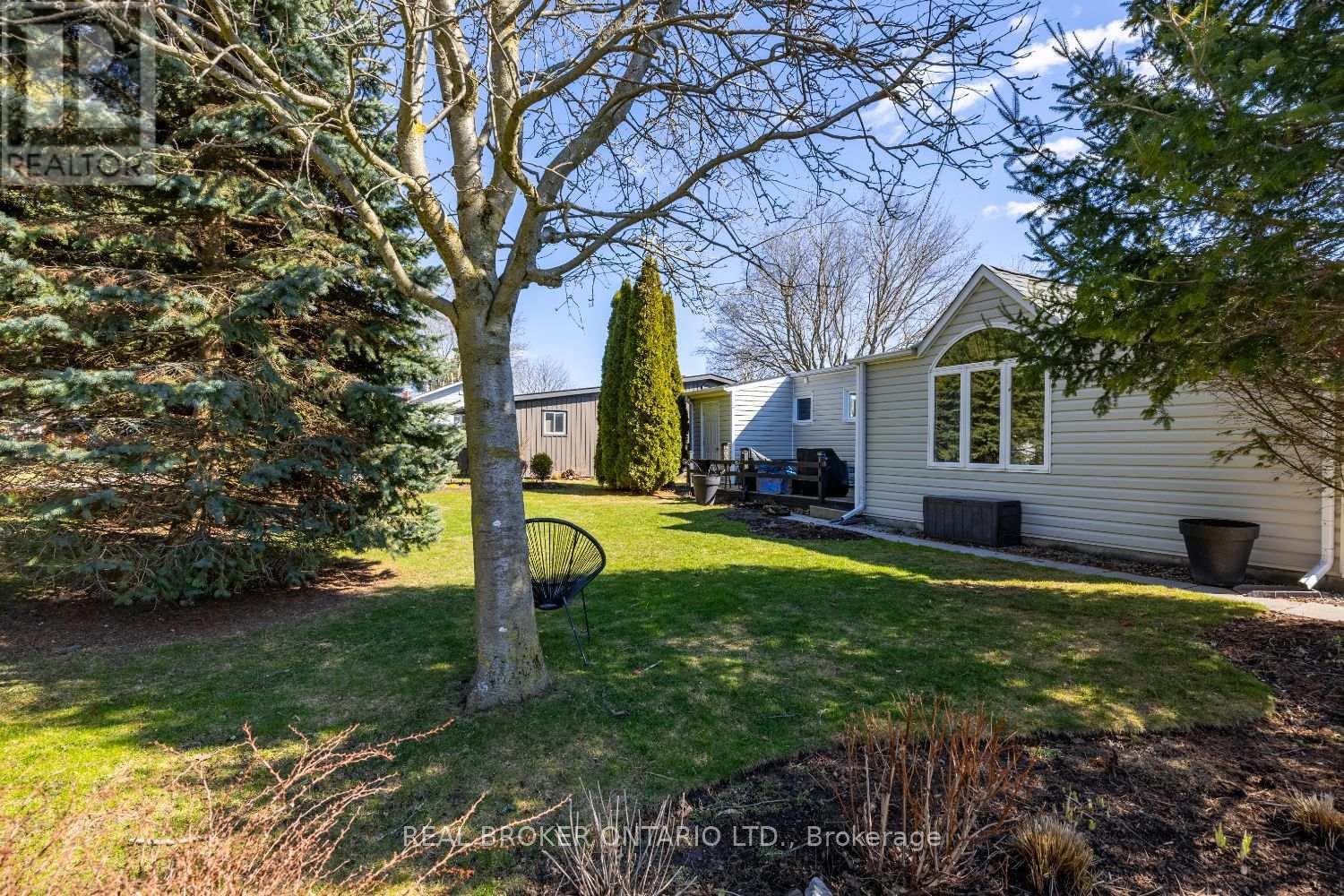 90 The Cove Road, Clarington (Bowmanville), Ontario  L1B 1B5 - Photo 35 - E13003268