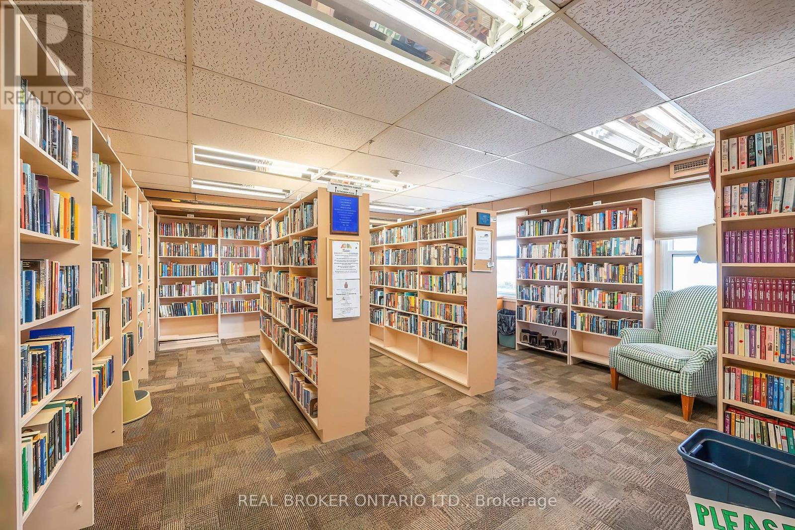 90 The Cove Road, Clarington (Bowmanville), Ontario  L1B 1B5 - Photo 42 - E13003268