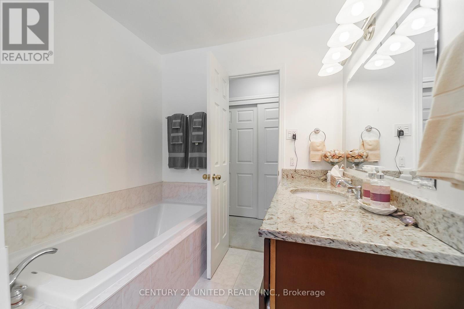 1656 Champlain Drive, Peterborough (Northcrest Ward 5), Ontario  K9L 1N6 - Photo 23 - X13003338