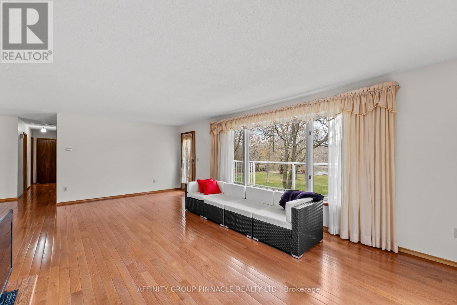 28 Water Street, Kawartha Lakes (Lindsay), Ontario  K9V 2C8 - Photo 15 - X13003426