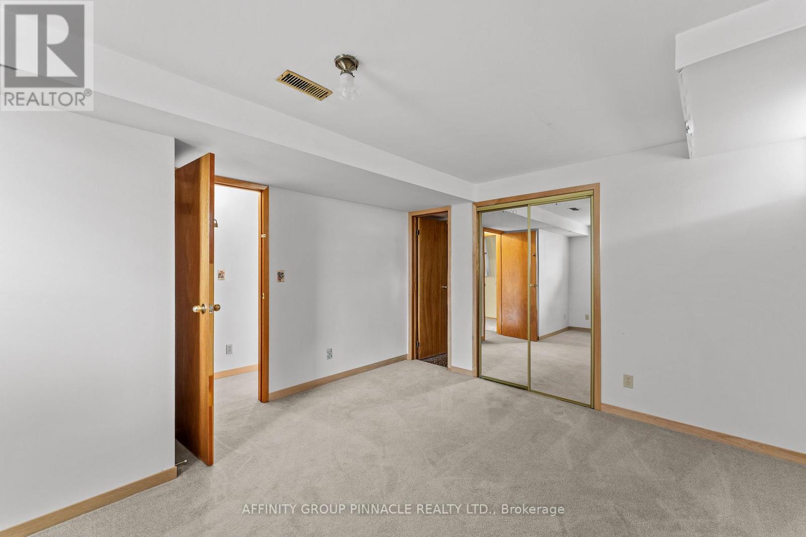 28 Water Street, Kawartha Lakes (Lindsay), Ontario  K9V 2C8 - Photo 32 - X13003426