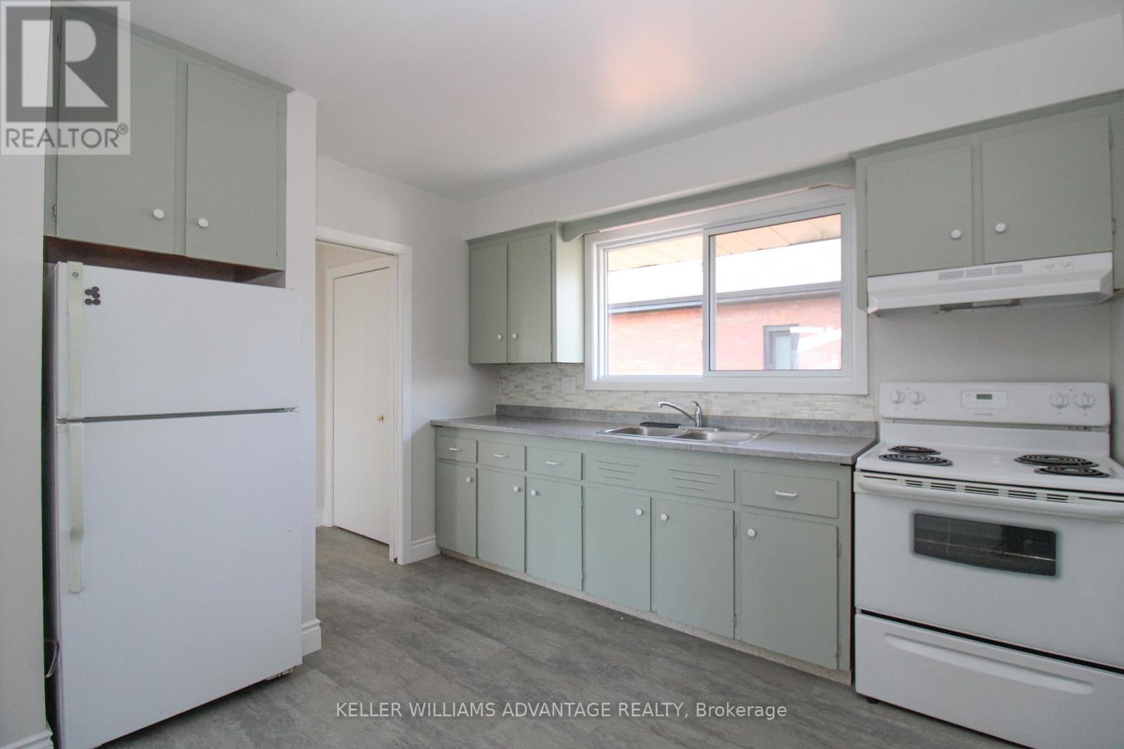 Upper - 506 Sherbrooke Street, Peterborough (Town Ward 3), Ontario  K9J 2P3 - Photo 8 - X13006056