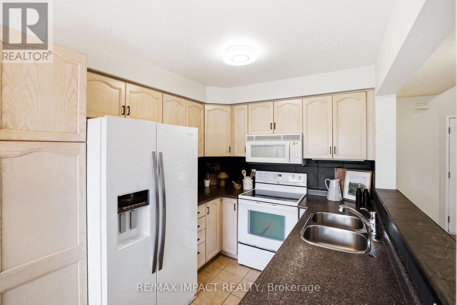 31 Shipley Avenue, Clarington (Newcastle), Ontario  L1B 1M7 - Photo 16 - E13006170