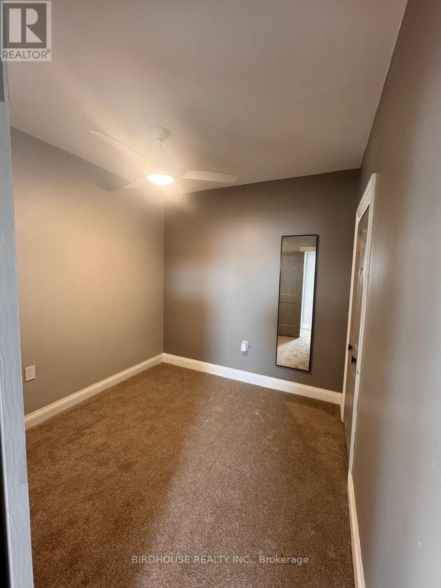 1 - 134 Kent Street W, Kawartha Lakes (Lindsay), Ontario  K9V 2Y6 - Photo 4 - X13006410