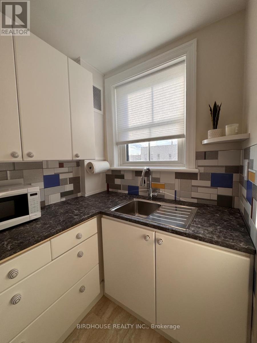 1 - 134 Kent Street W, Kawartha Lakes (Lindsay), Ontario  K9V 2Y6 - Photo 9 - X13006410