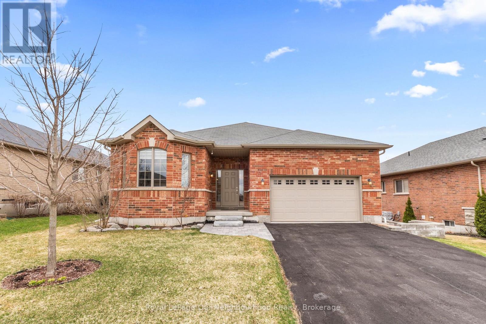17 Old Trafford Drive, Trent Hills (Hastings), Ontario  K0L 1Y0 - Photo 2 - X13006582