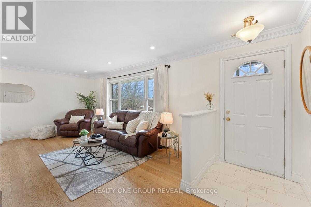 376 Bellevue Street, Peterborough (Northcrest Ward 5), Ontario  K9H 5G2 - Photo 6 - X13006334