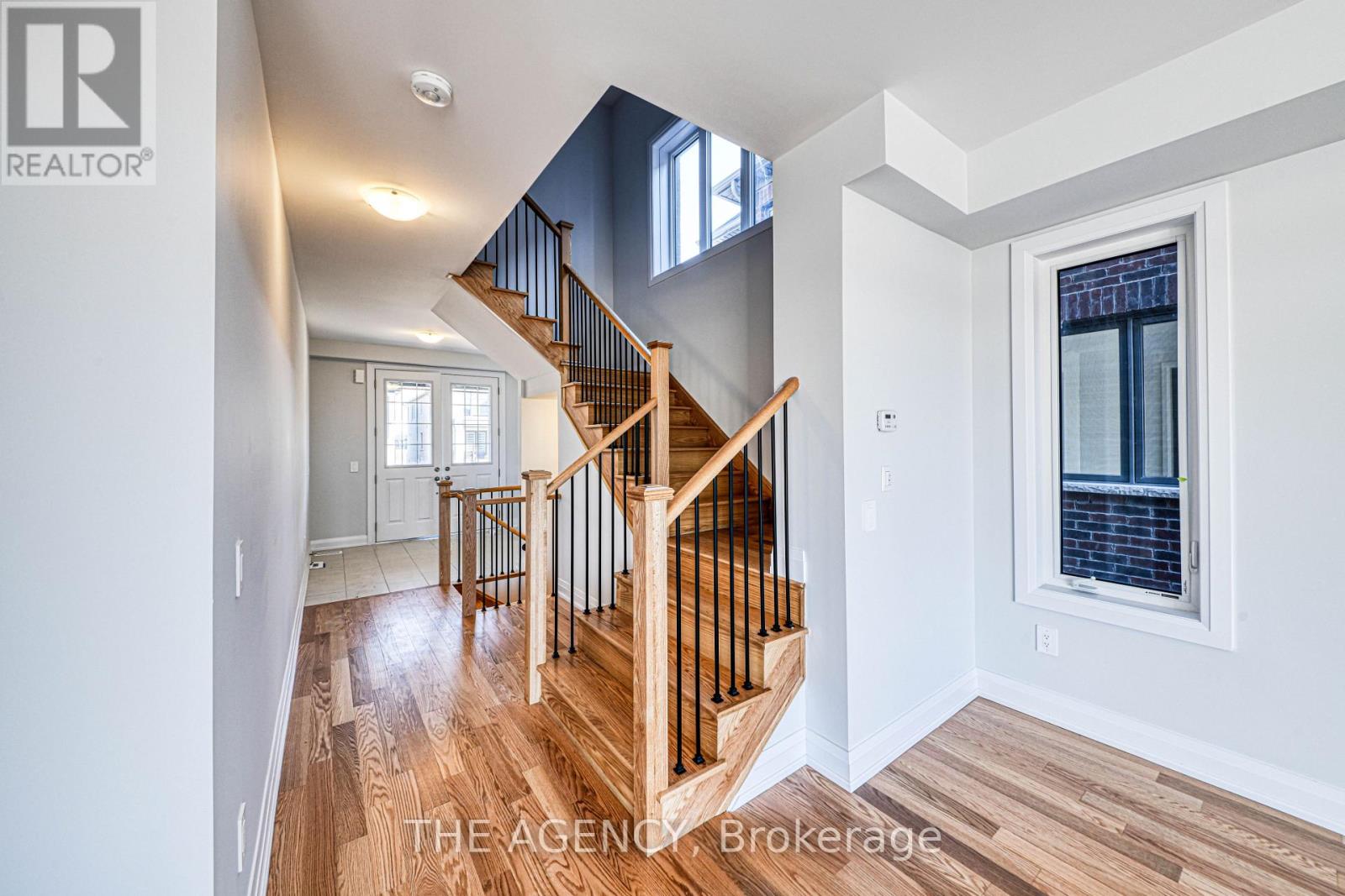 98 Butler Boulevard, Kawartha Lakes (Lindsay), Ontario  K9V 6A9 - Photo 2 - X13006364