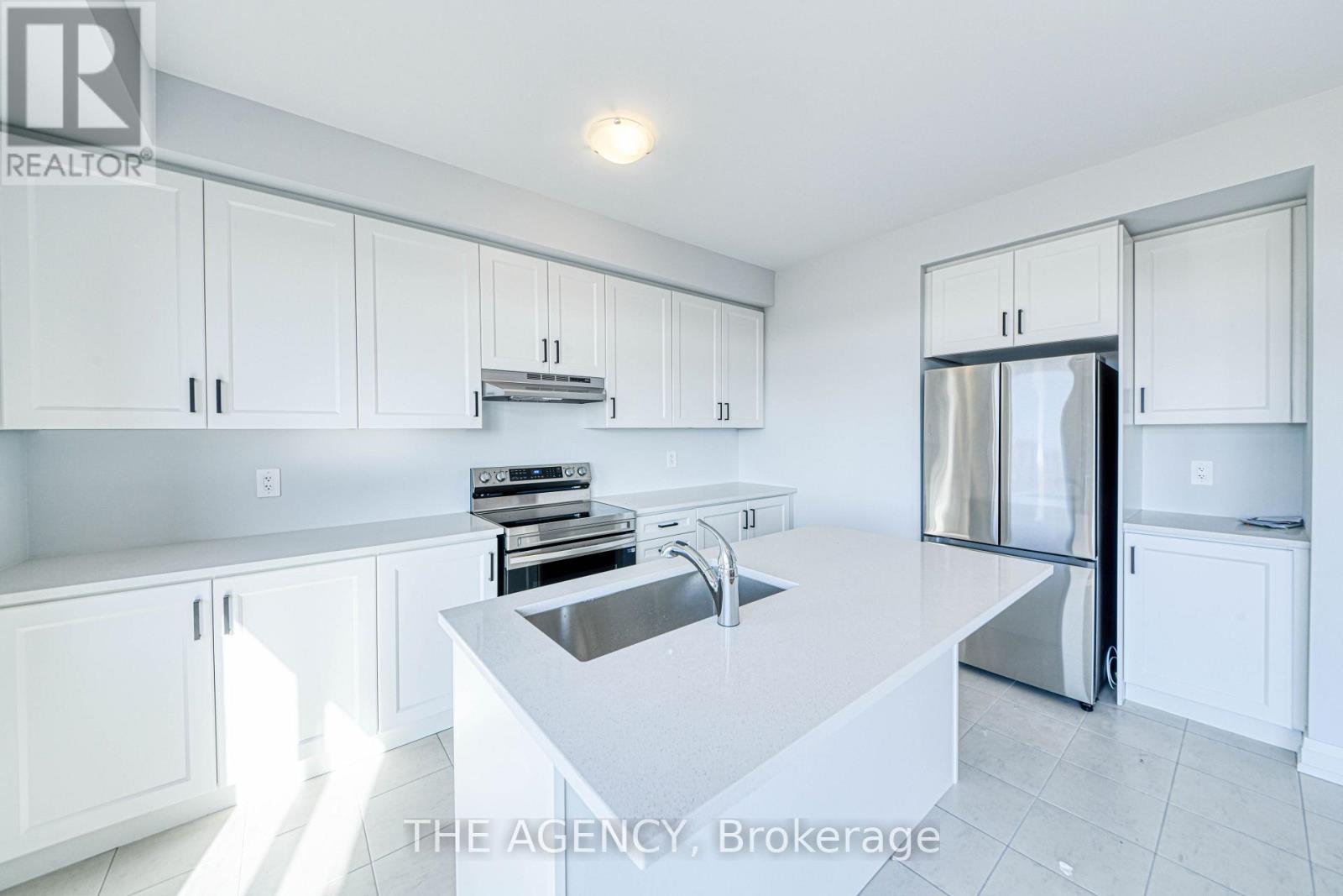 98 Butler Boulevard, Kawartha Lakes (Lindsay), Ontario  K9V 6A9 - Photo 7 - X13006364