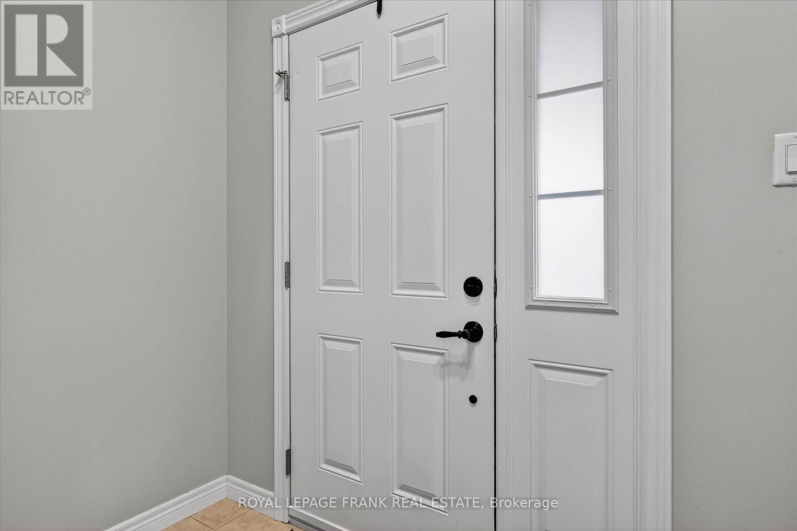 774 Hargrove Trail, Peterborough (Ashburnham Ward 4), Ontario  K9L 0B6 - Photo 3 - X13006858