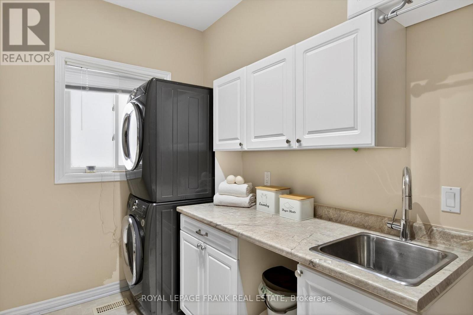 743 Fortye Drive, Peterborough (Otonabee Ward 1), Ontario  K9K 2G4 - Photo 16 - X13007154