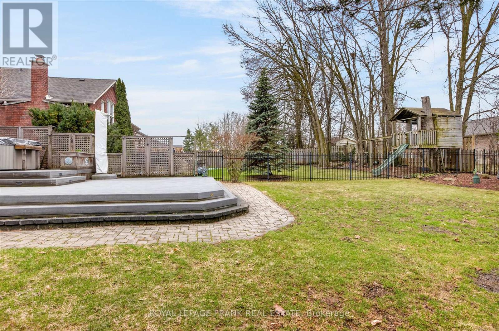 743 Fortye Drive, Peterborough (Otonabee Ward 1), Ontario  K9K 2G4 - Photo 36 - X13007154