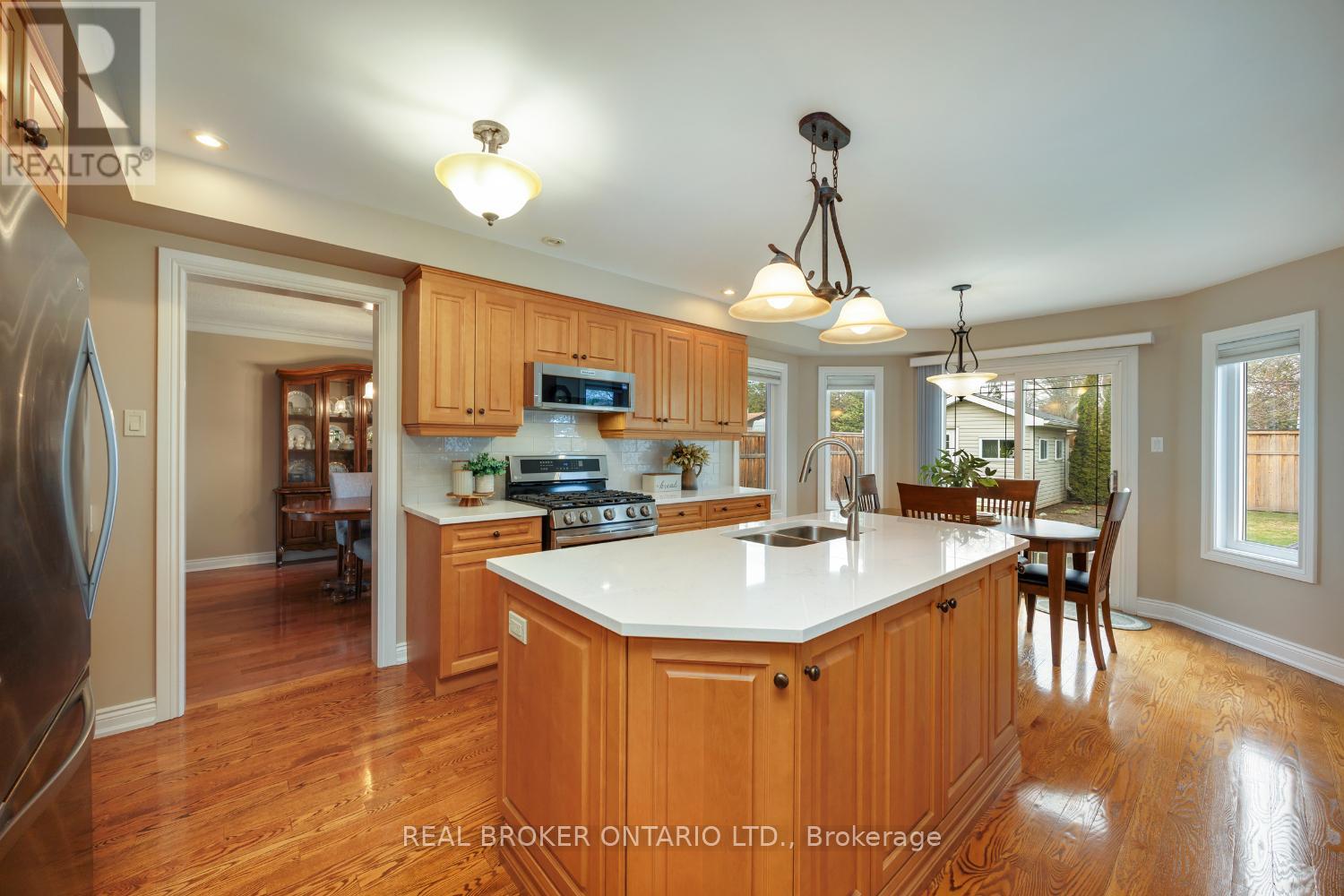 3 Remi Court, Clarington (Newcastle), Ontario  L1B 1J1 - Photo 10 - E13007898