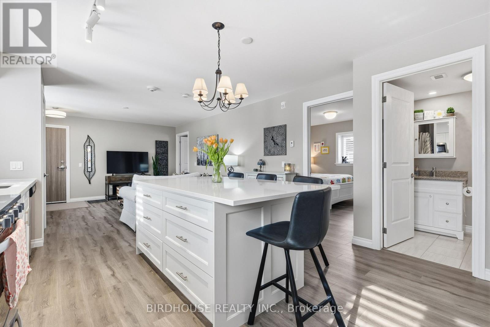 301 - 25 King Street, Kawartha Lakes (Lindsay), Ontario  K9V 1C4 - Photo 11 - X13008142