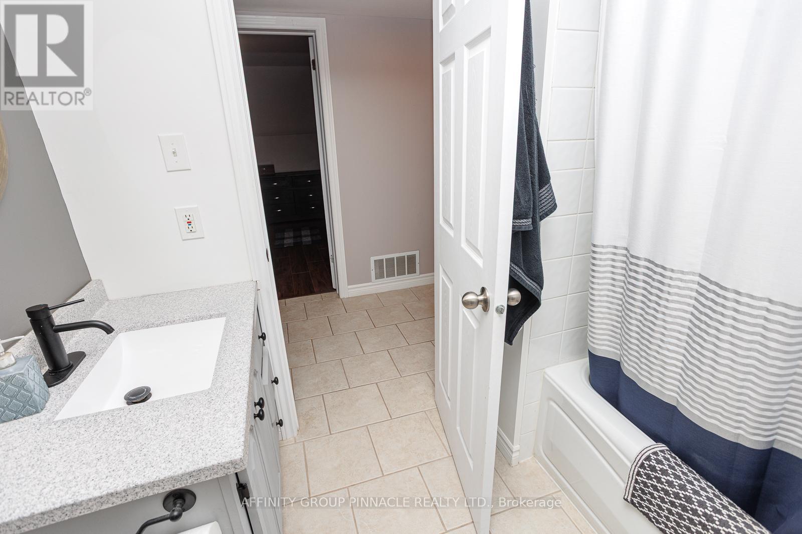 164 Wispi Shore Road, Kawartha Lakes (Emily), Ontario  K9V 4R5 - Photo 17 - X13008282