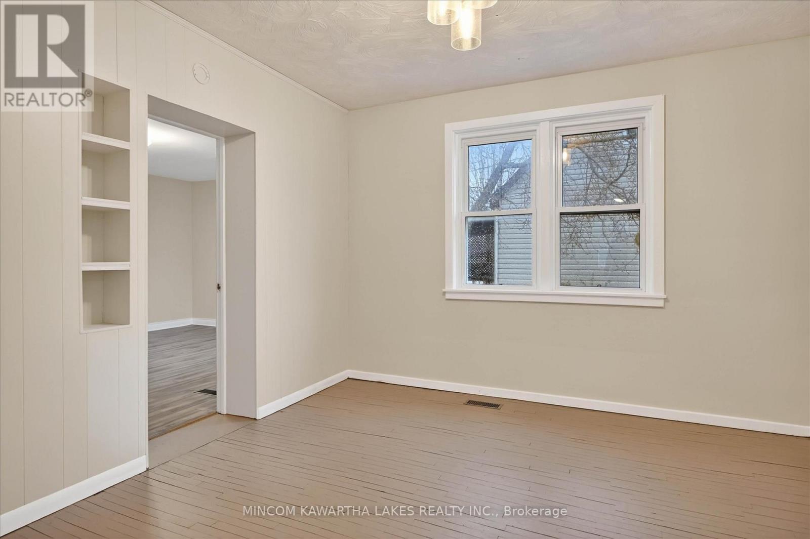 452 Hamilton Street, Peterborough (Otonabee Ward 1), Ontario  K9J 4B9 - Photo 12 - X13008352