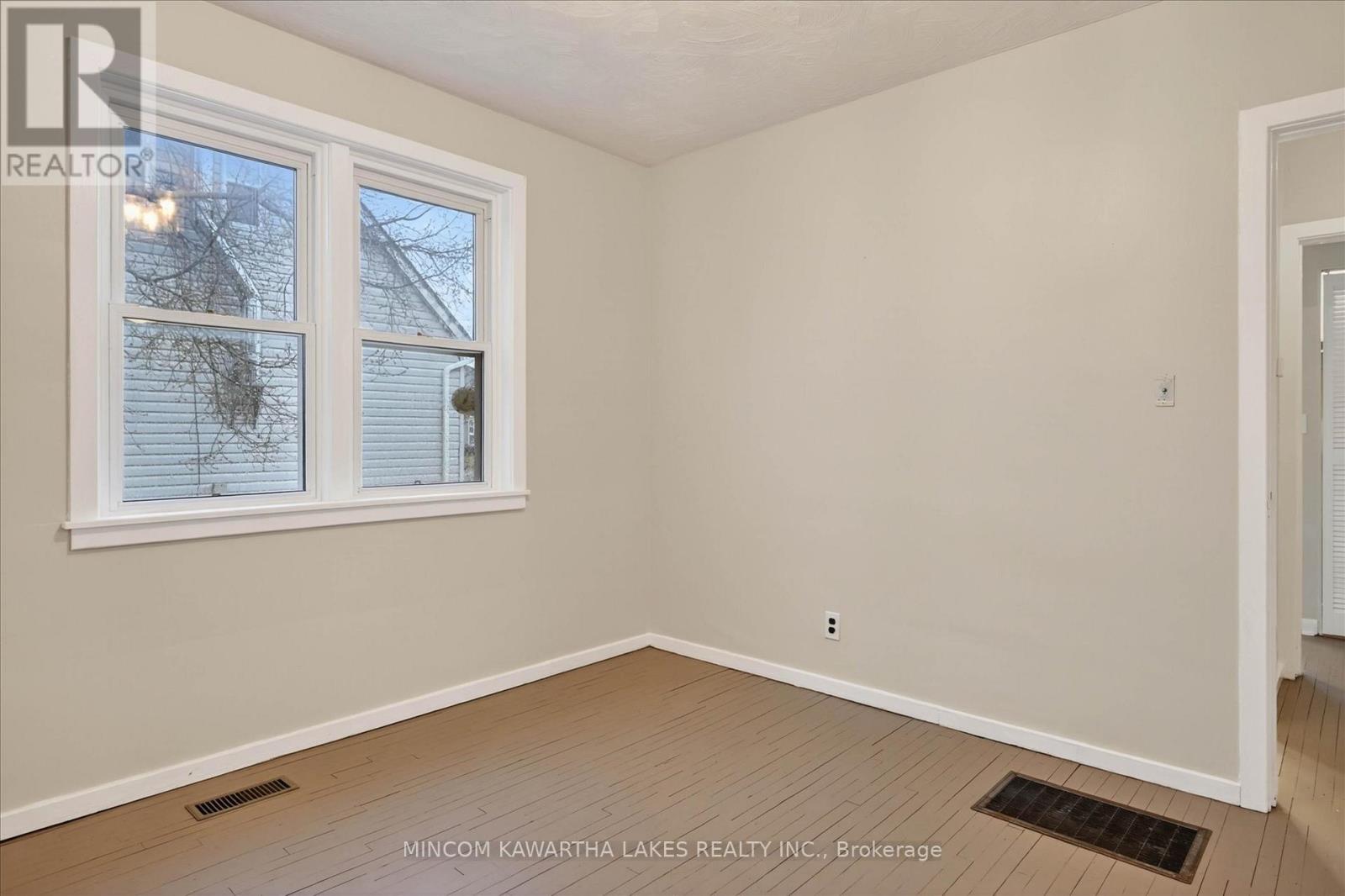 452 Hamilton Street, Peterborough (Otonabee Ward 1), Ontario  K9J 4B9 - Photo 15 - X13008352