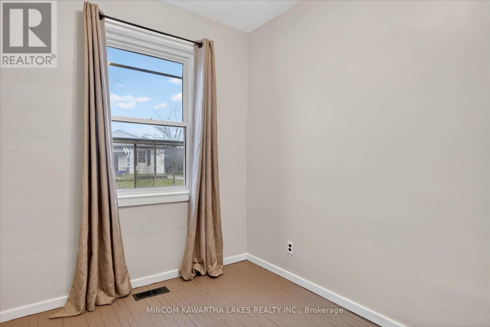 452 Hamilton Street, Peterborough (Otonabee Ward 1), Ontario  K9J 4B9 - Photo 22 - X13008352