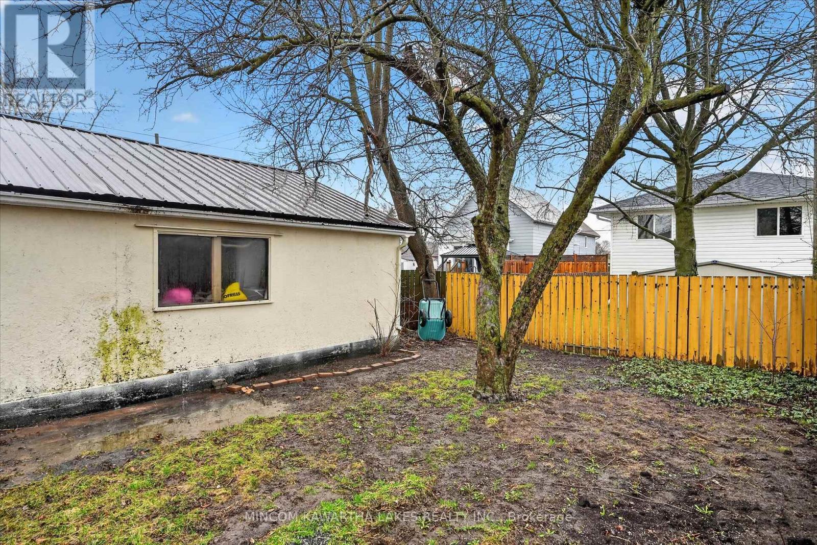 452 Hamilton Street, Peterborough (Otonabee Ward 1), Ontario  K9J 4B9 - Photo 45 - X13008352