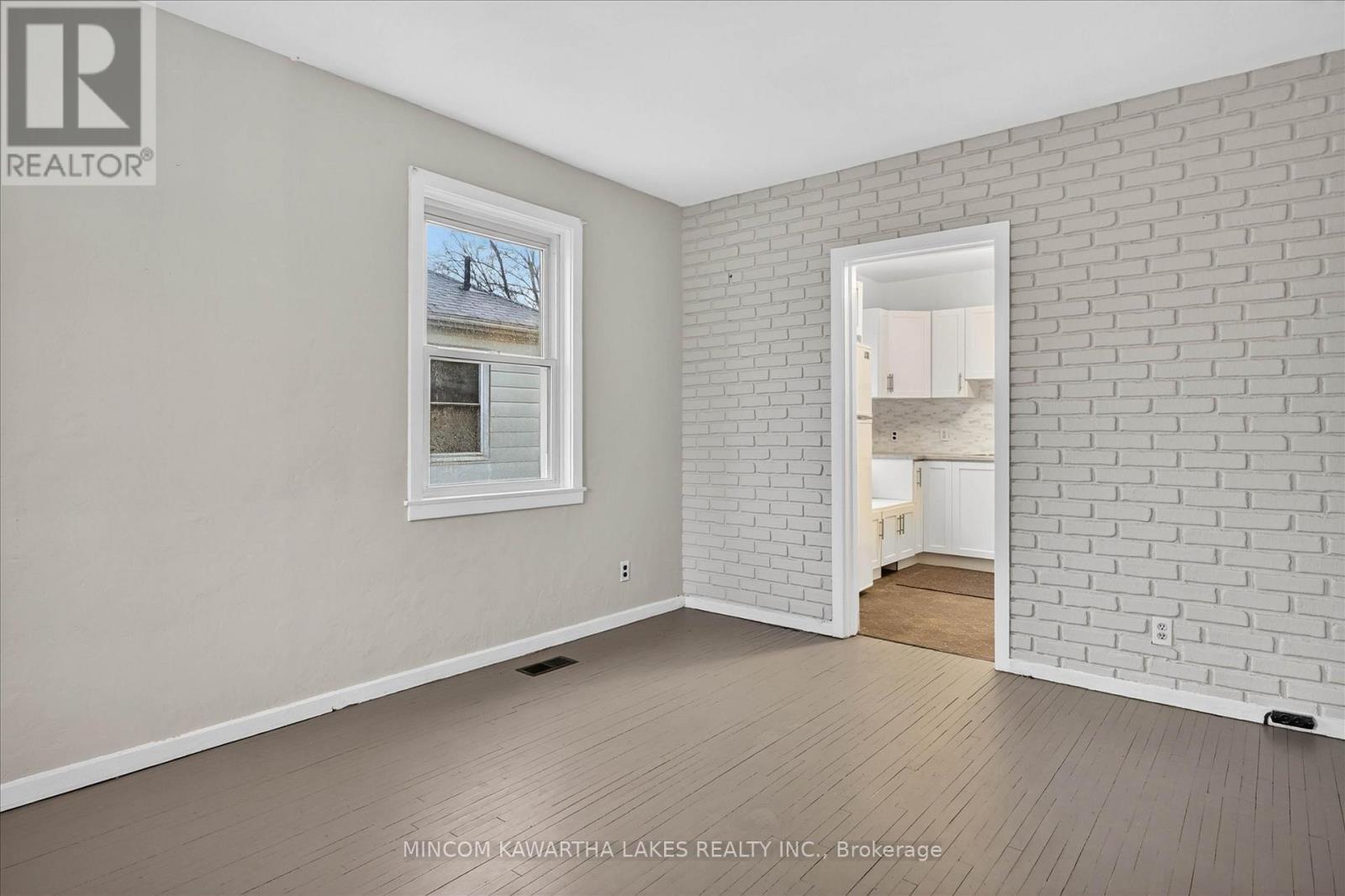 452 Hamilton Street, Peterborough (Otonabee Ward 1), Ontario  K9J 4B9 - Photo 6 - X13008352