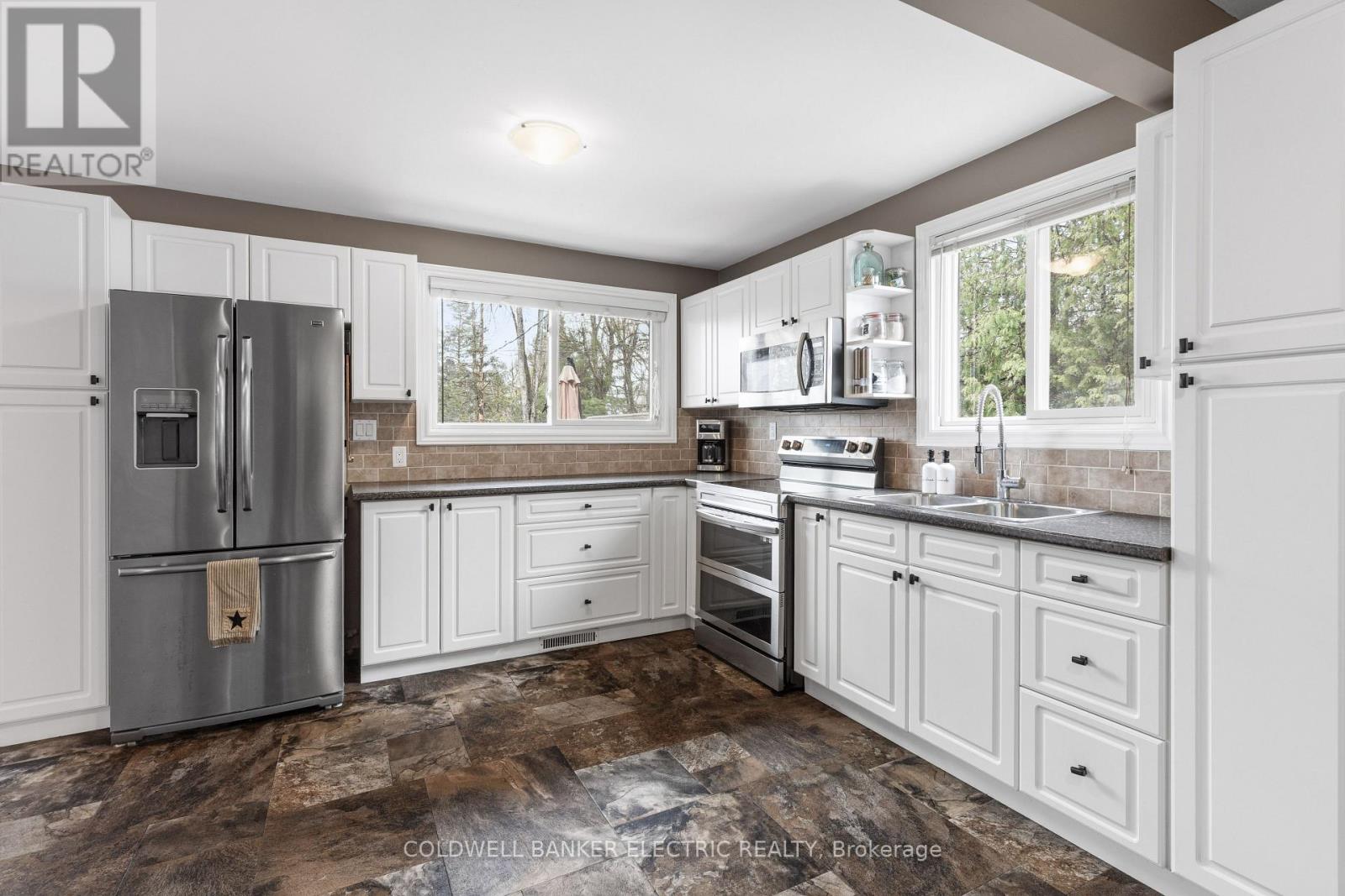 30 Woods Avenue, Kawartha Lakes (Emily), Ontario  K0L 2W0 - Photo 6 - X13008578