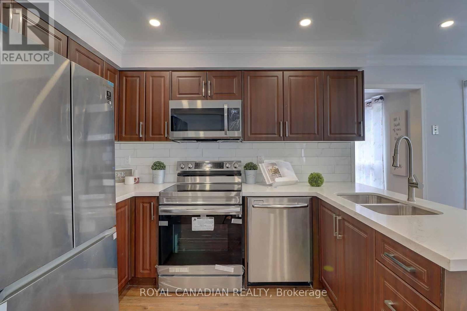 40 Doncaster Crescent, Clarington (Newcastle), Ontario  L1B 1E7 - Photo 12 - E13008662