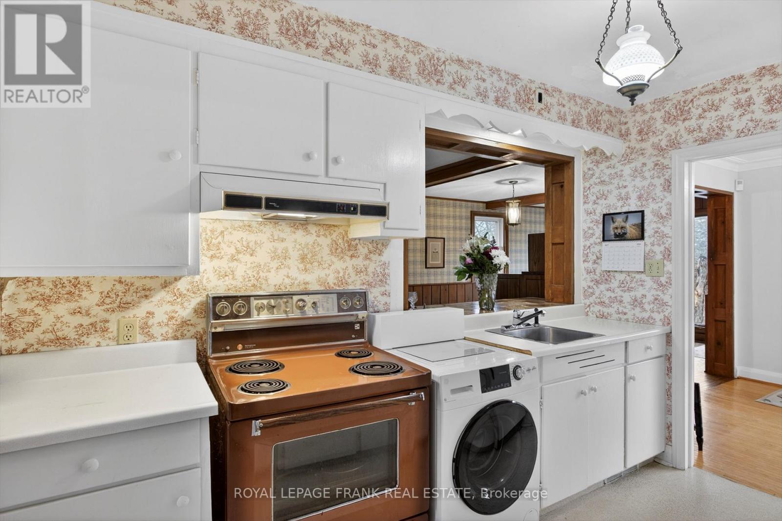 221 Geraldine Avenue, Peterborough (Northcrest Ward 5), Ontario  K9H 4V1 - Photo 16 - X13009132