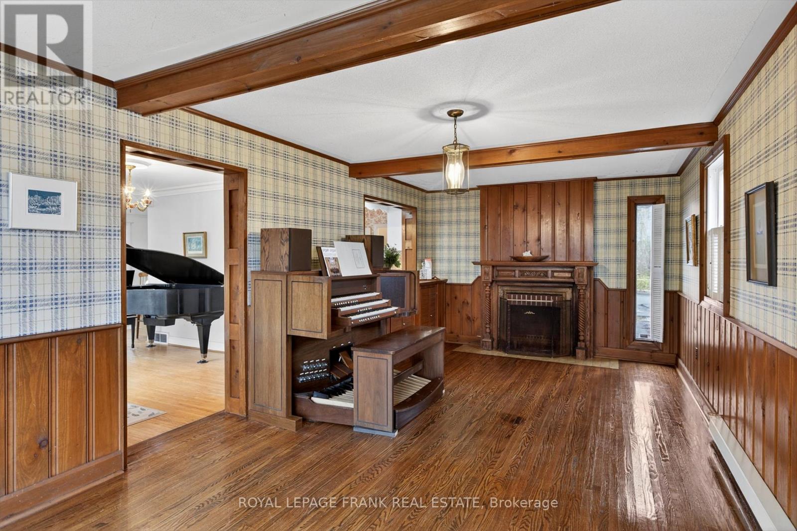 221 Geraldine Avenue, Peterborough (Northcrest Ward 5), Ontario  K9H 4V1 - Photo 19 - X13009132