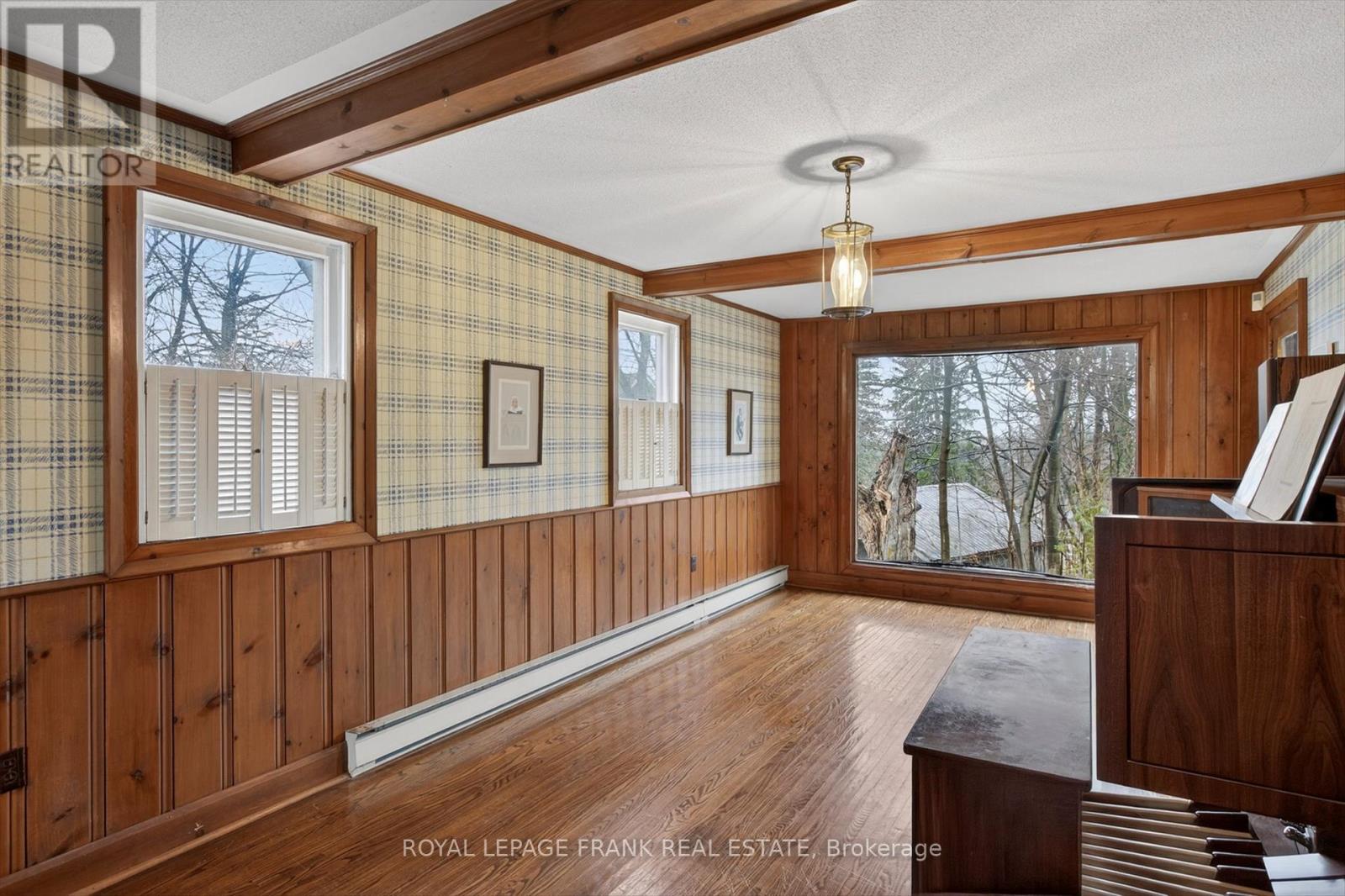 221 Geraldine Avenue, Peterborough (Northcrest Ward 5), Ontario  K9H 4V1 - Photo 22 - X13009132