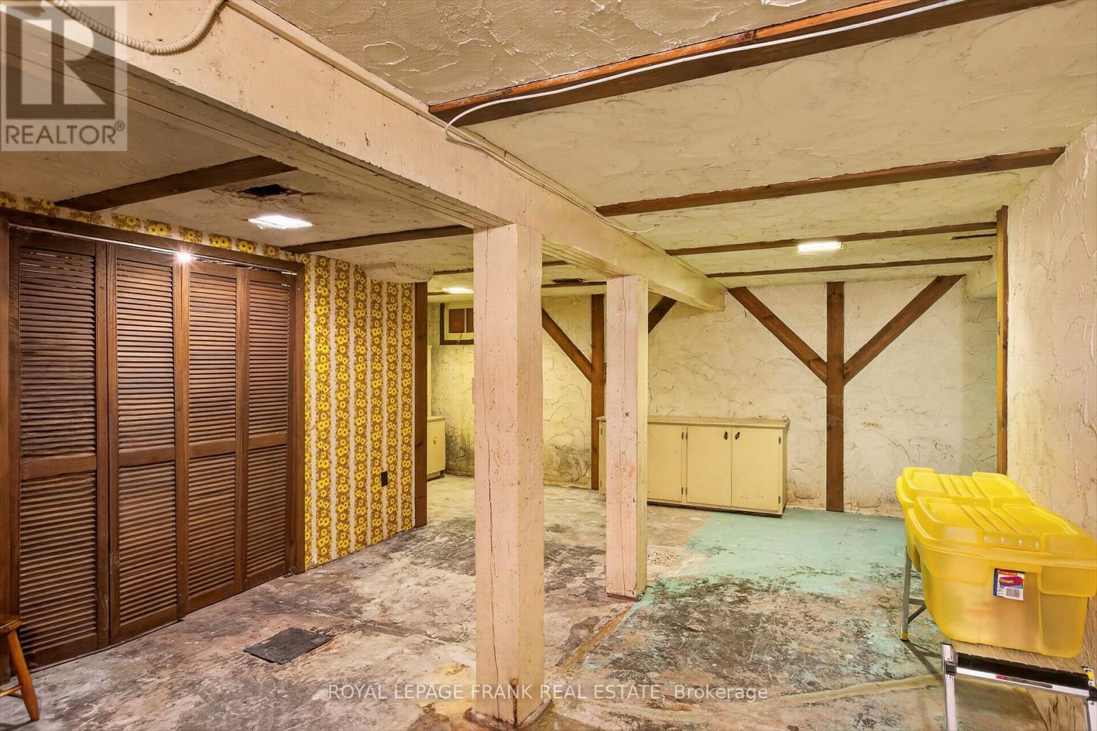 221 Geraldine Avenue, Peterborough (Northcrest Ward 5), Ontario  K9H 4V1 - Photo 34 - X13009132